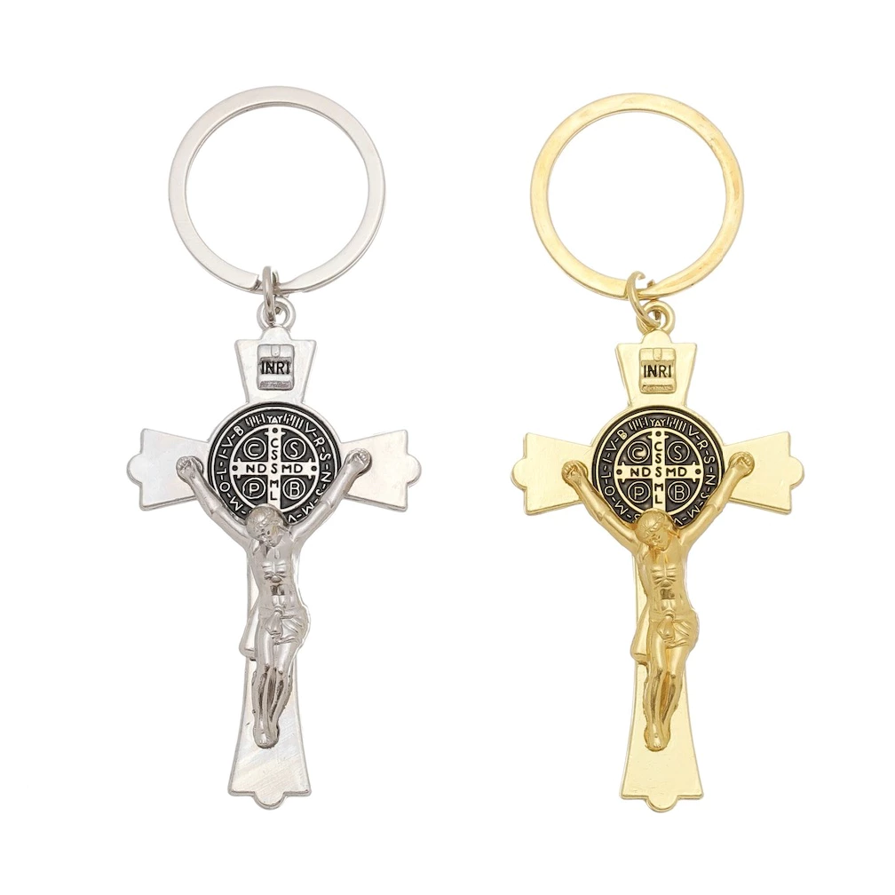 Chaveiro Religioso Crucifixo com São Bento